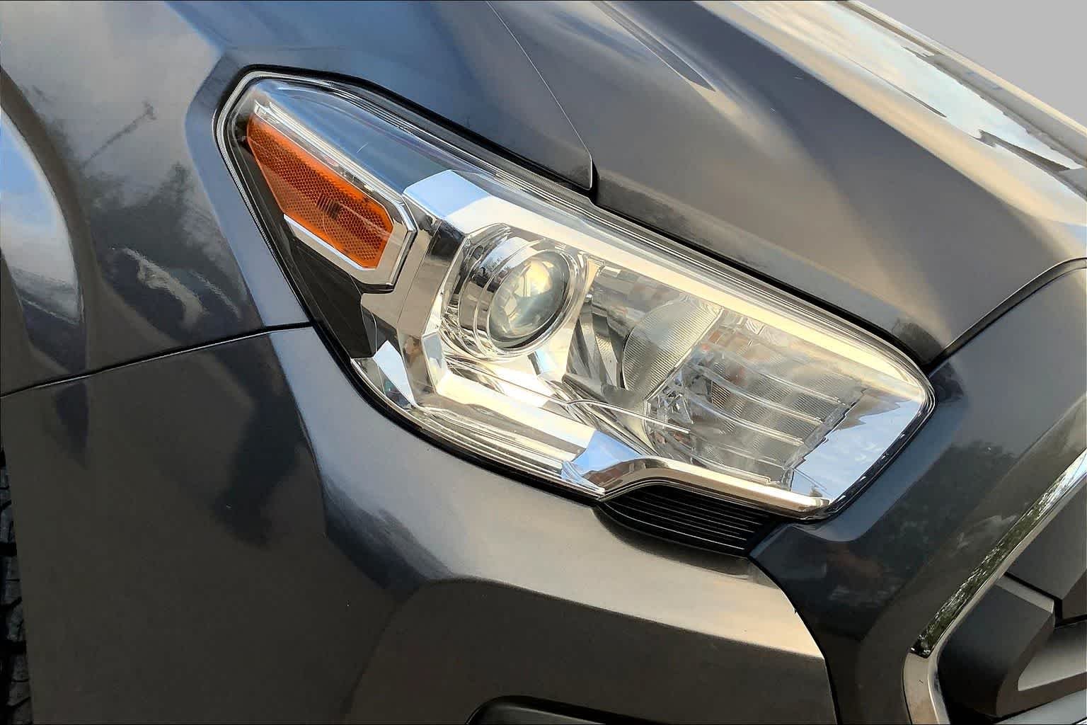 Used 2023 Magnetic Gray Metallic Toyota SR5 image 27