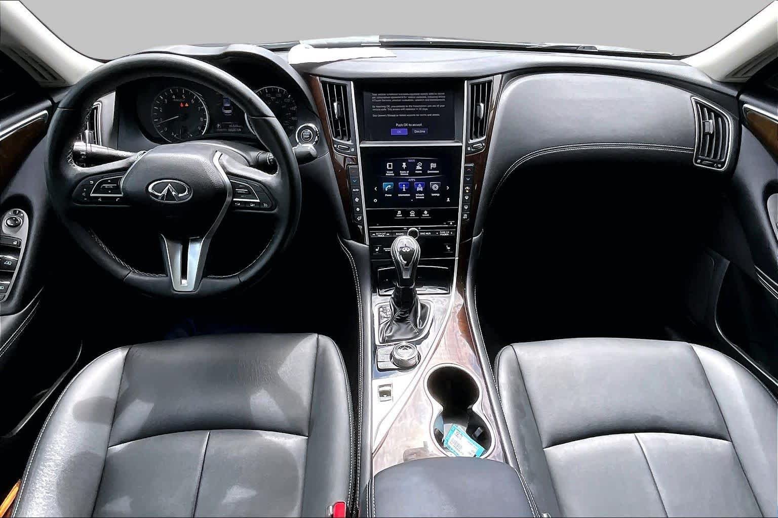 Used 2018 Hagane Blue INFINITI 3.0t LUXE image 16