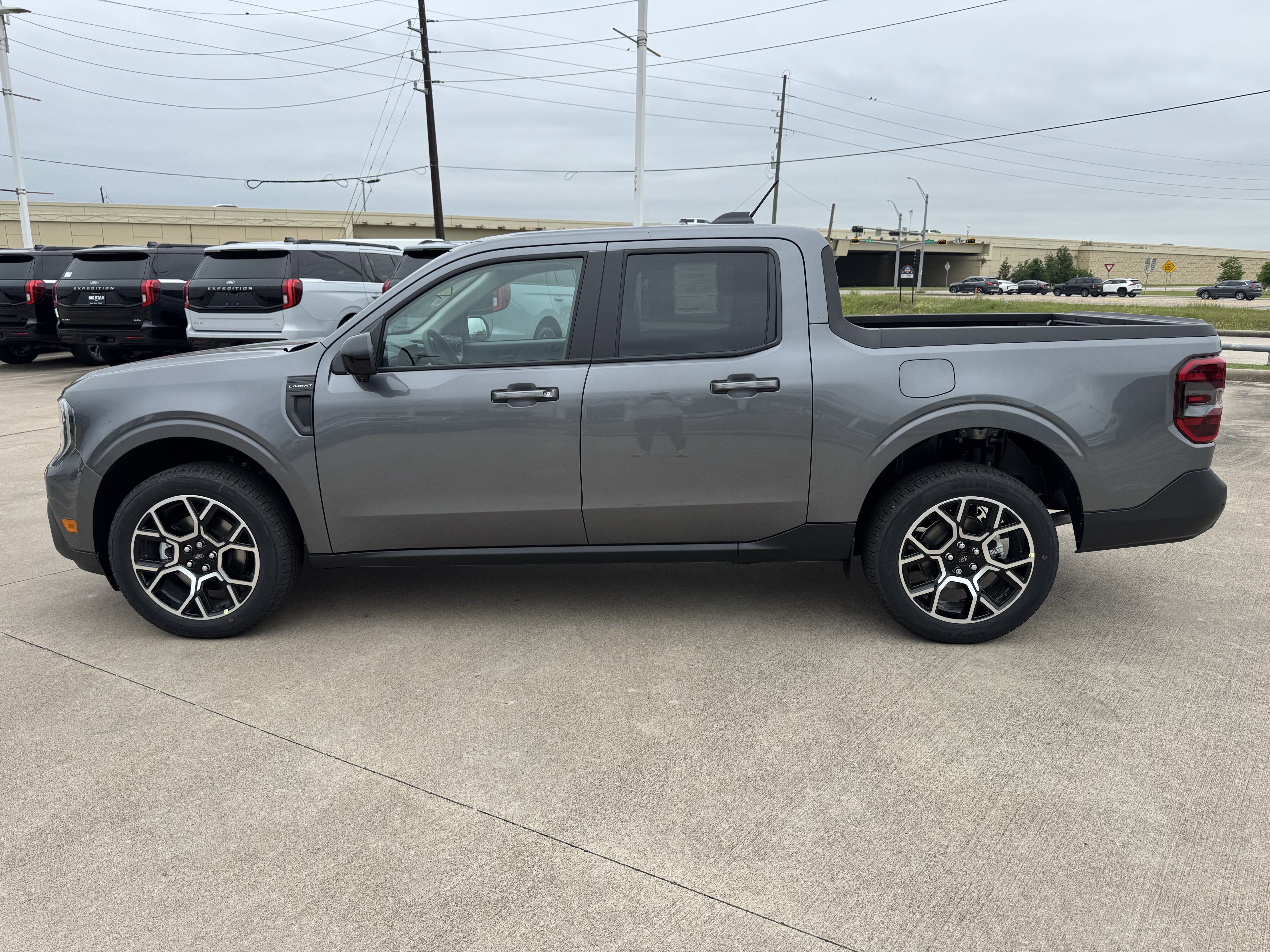 New 2026 Carbonized Gray Metallic Ford LARIAT image 6