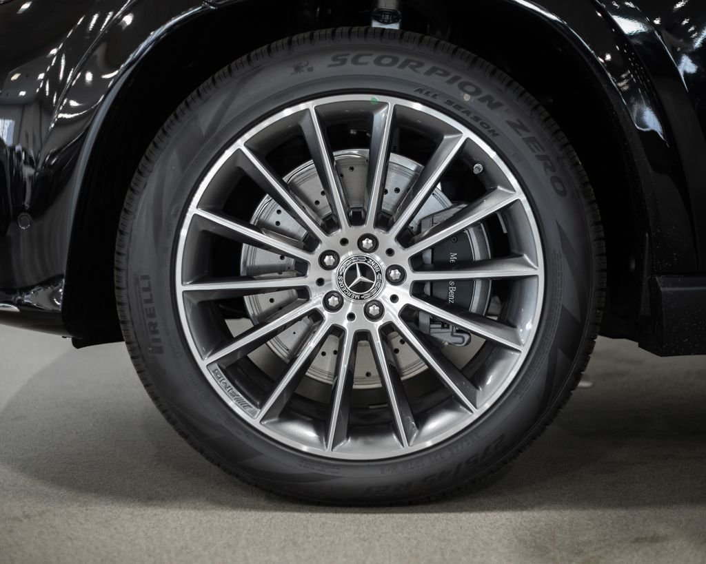 New 2026 Obsidian Black Metallic Mercedes-Benz GLE 450 image 4