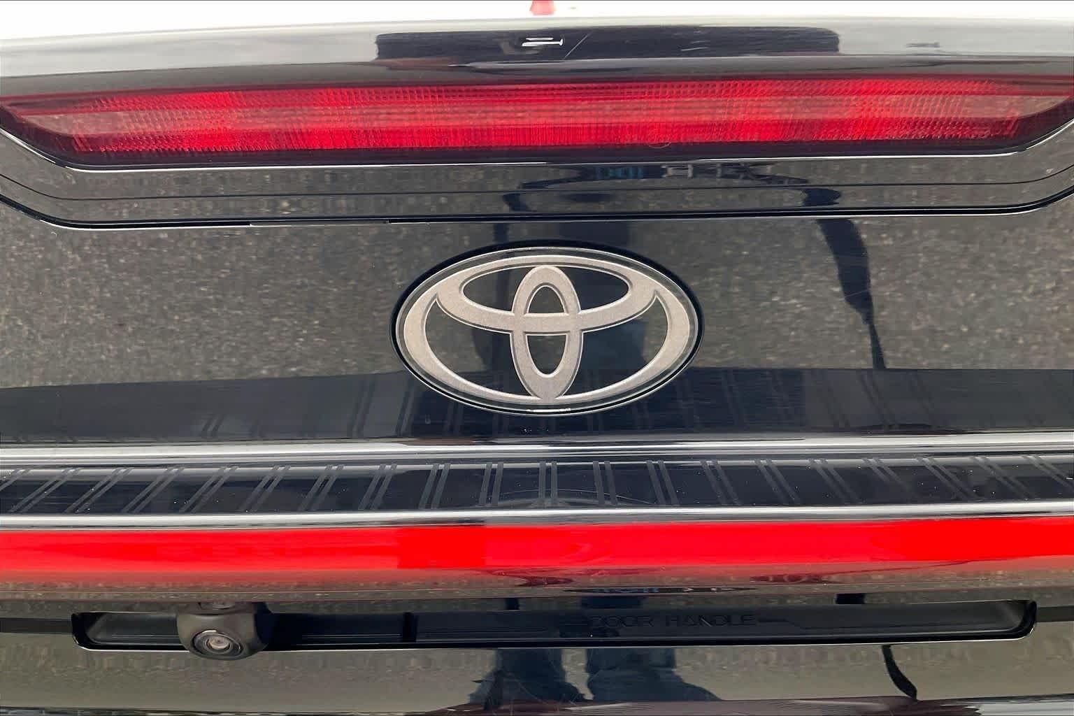 Used 2024 Supersonic Red Toyota XLE image 31