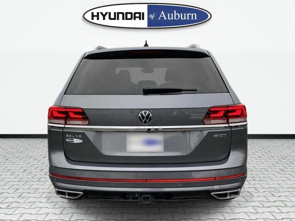 Used 2022 Gray Volkswagen 3.6L V6 SEL Premium R-Line image 6