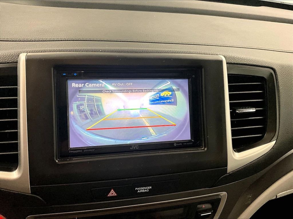 Used 2019 Silver Honda RTL image 19