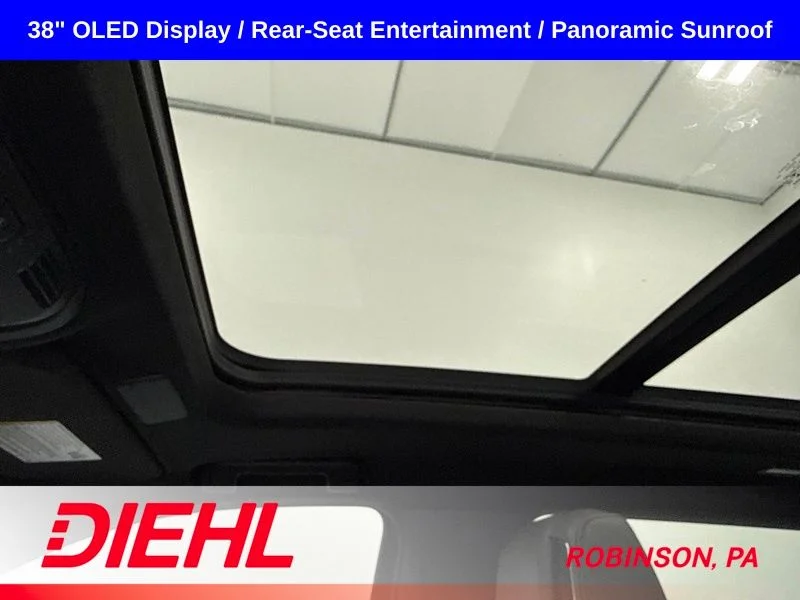 Used 2023 White Cadillac Premium image 40