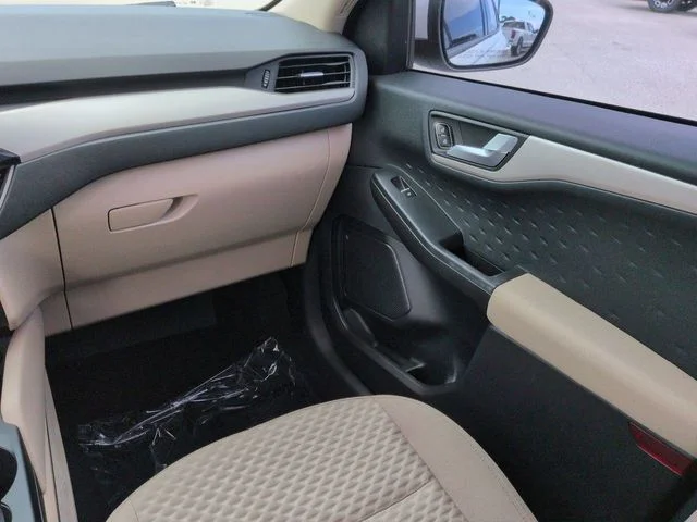 Certified Used 2020 White Metallic Ford SE image 17