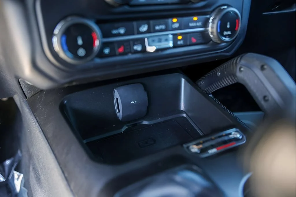 Used 2022 Gray Ford Raptor image 21