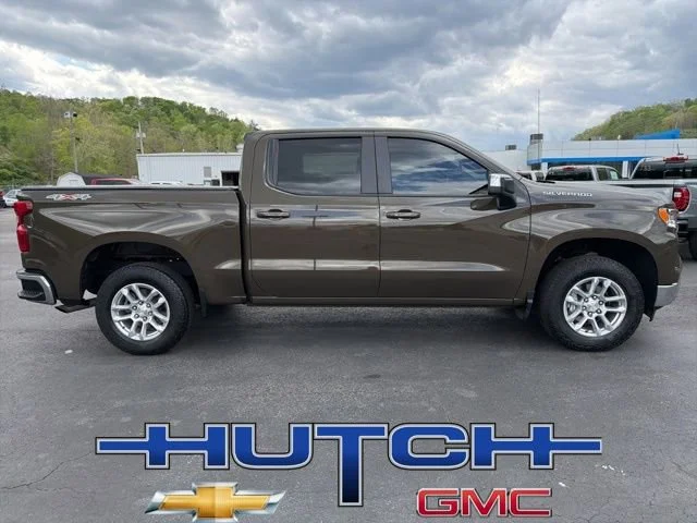 Used 2023 Harvest Bronze Metallic Chevrolet LT (2FL) image 7