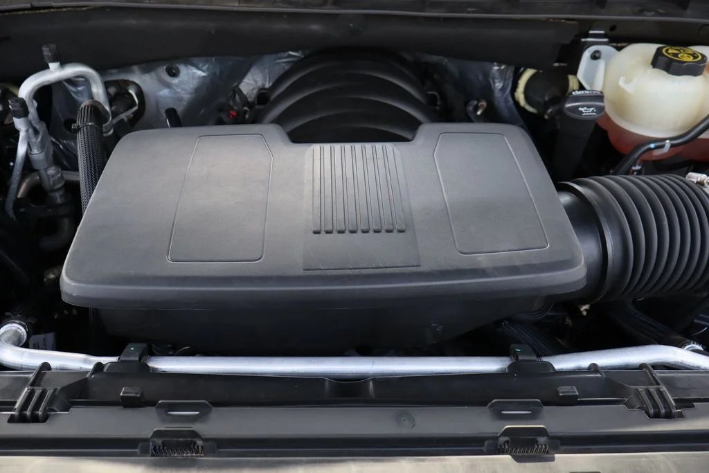 Used 2020 Blue GMC SLE image 28