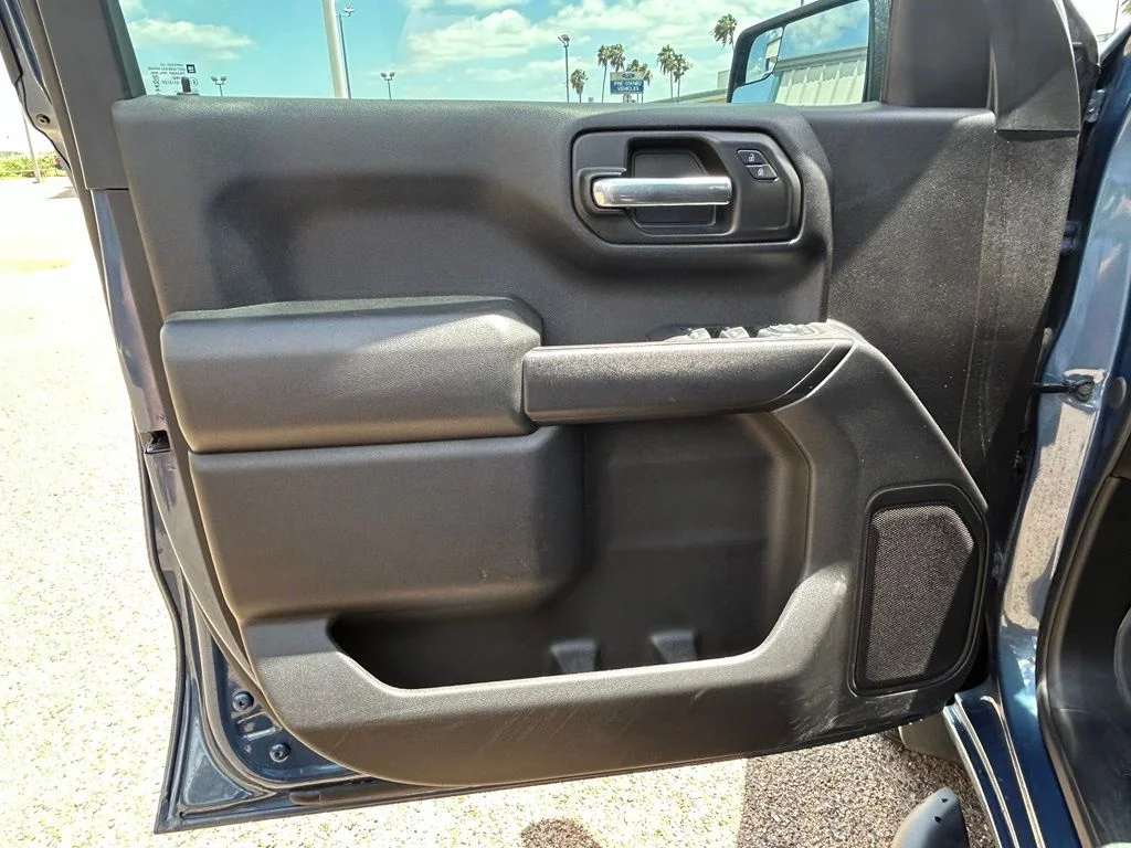 Used 2024 Blue Chevrolet Custom image 11