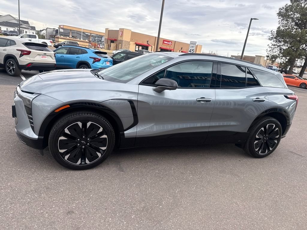 Used 2024 Chevrolet Blazer EV RS with VIN 3GNKDCRJ8RS156911 for sale in Lakewood, CO