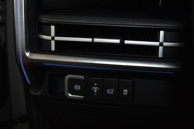 New 2027 Silver Hyundai Limited AWD image 32