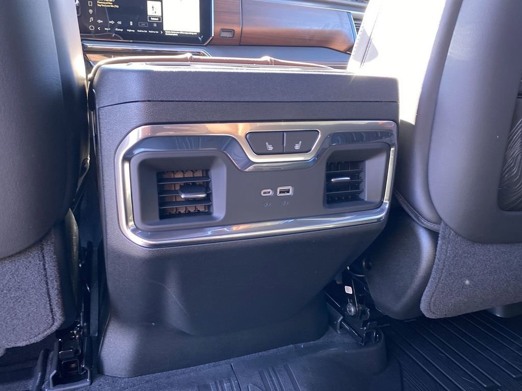 2026 GMC Sierra 3500HD Denali Ultimate - Photo 38