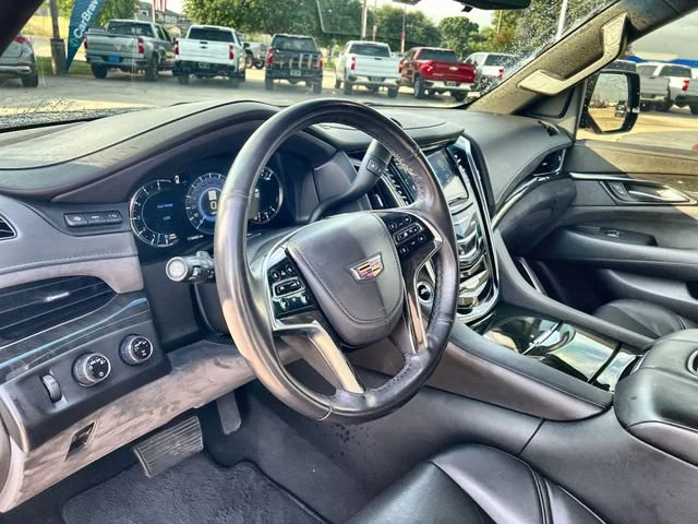 Used 2019 BLACK RAVEN Cadillac Platinum image 11