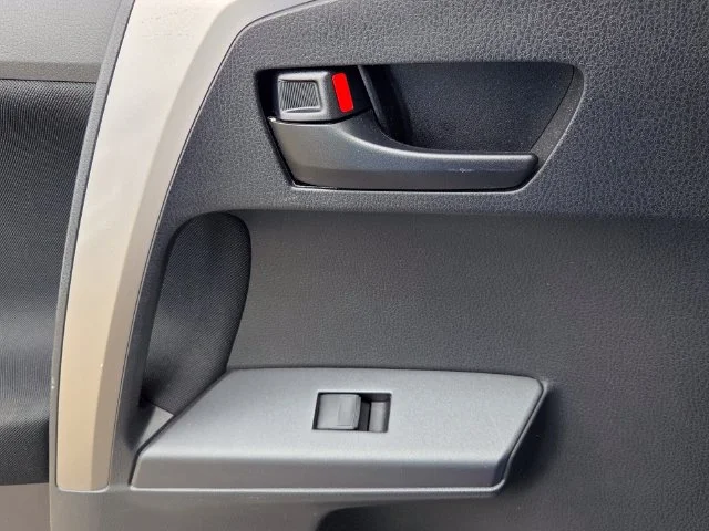 Used 2018 Blue Toyota LE image 11