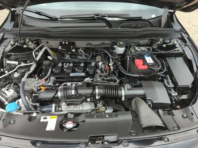 Used 2018  Honda Touring image 25