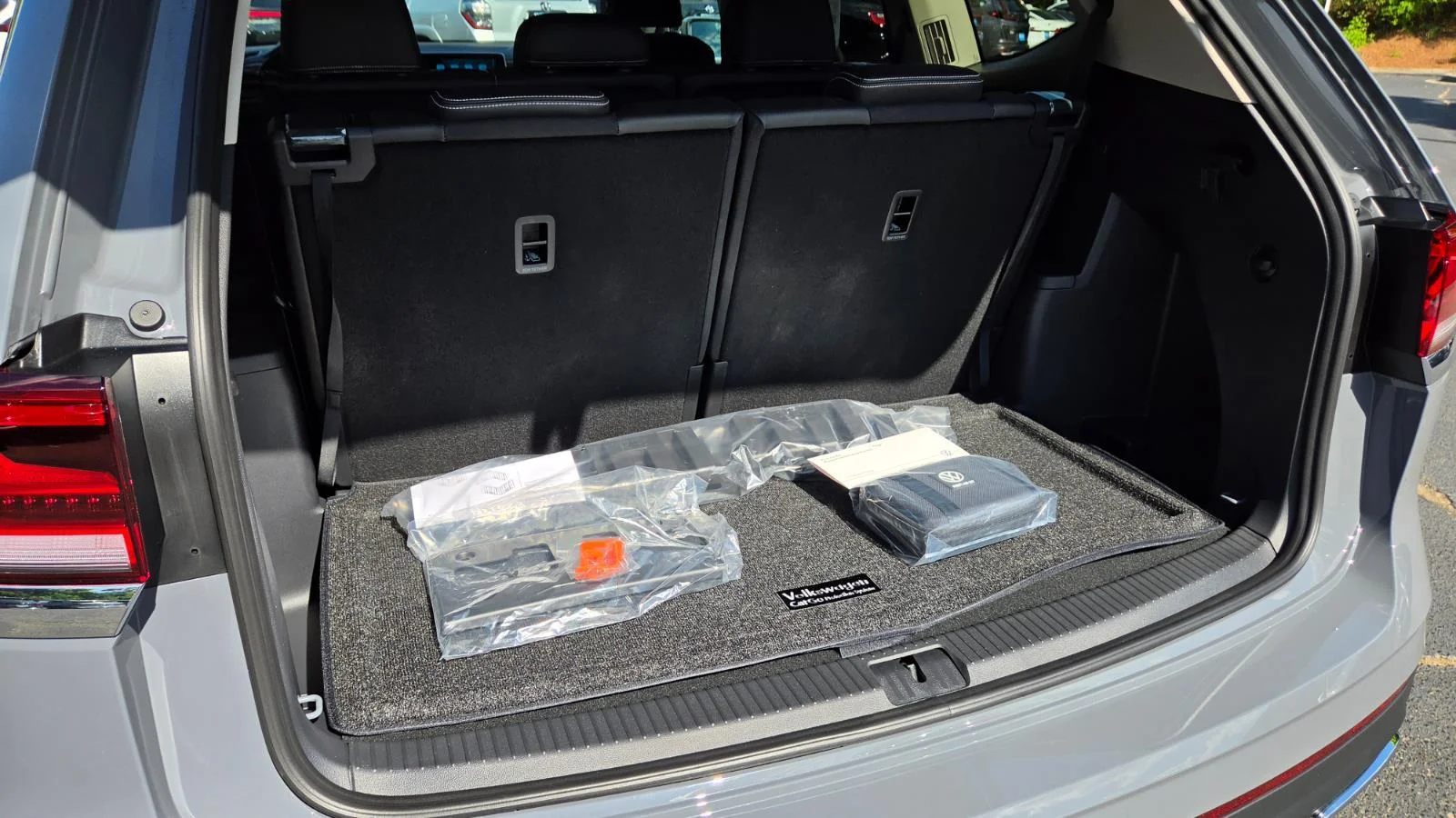New 2026 Pure Gray Volkswagen 2.0T SE w/Technology image 58
