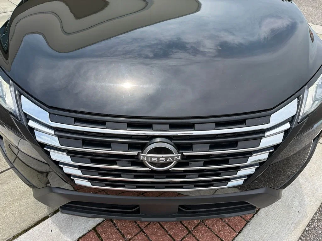 Used 2024 Black Nissan S image 13
