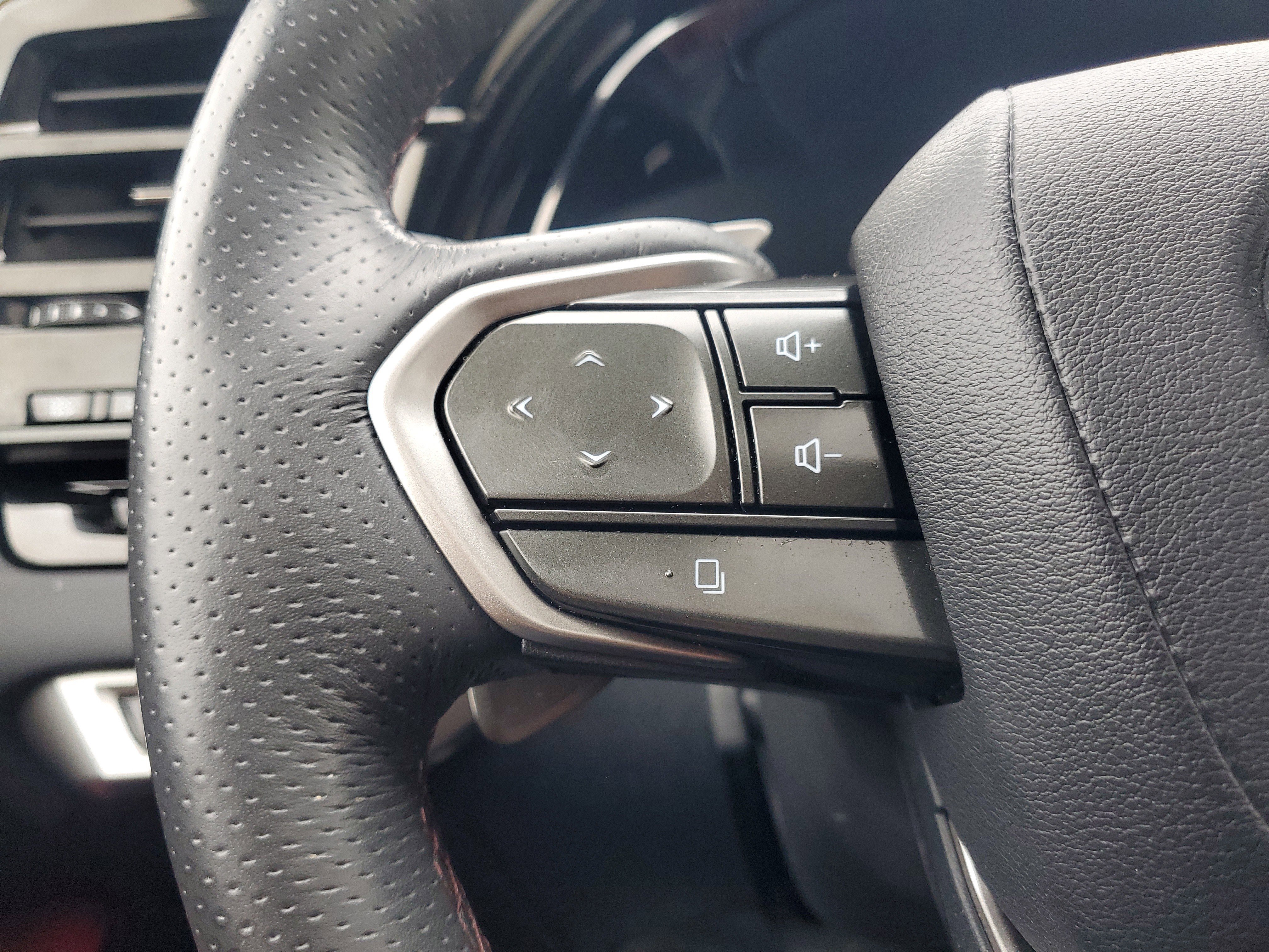 Certified Used 2024 Cloudburst Gray Lexus RX 350 F SPORT Handling image 28