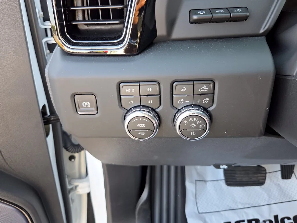 Used 2026 Summit White GMC AT4X image 35