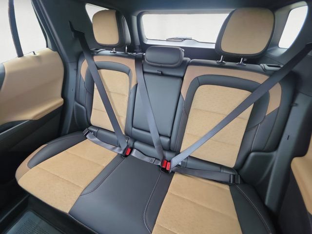 2027 Chevrolet Equinox ACTIV - Photo 14