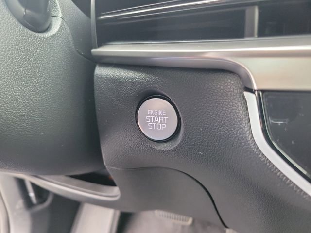 2025 Kia Sorento S - Photo 23