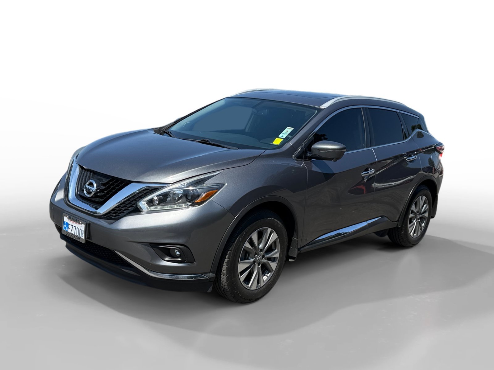 Used 2018 Gun Metallic Nissan SL image 1