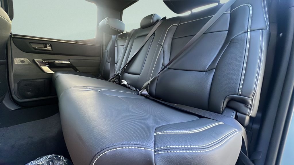 2026 Toyota Tundra Limited - Photo 10