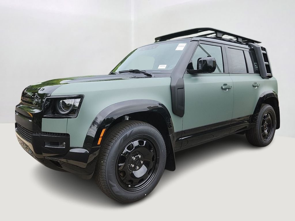 2026 Land Rover Defender 110 Trophy Edition - Keswick P400's photo