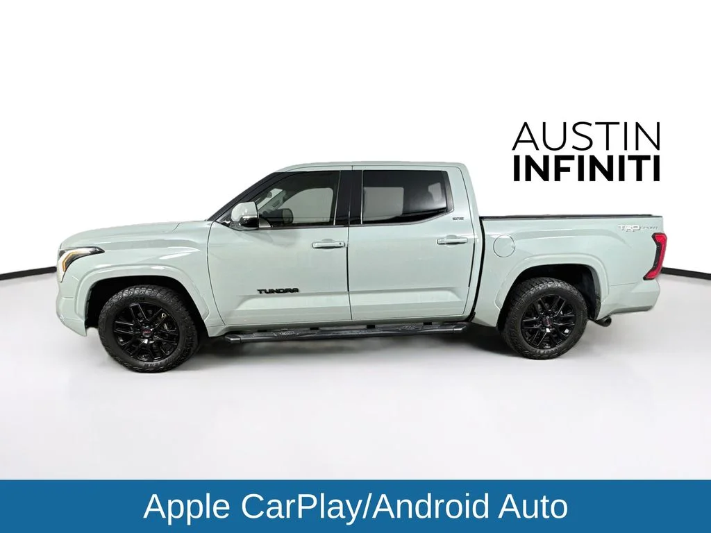 Used 2022  Toyota SR5 image 4