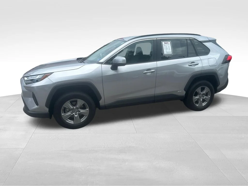 Used 2024 Silver Toyota XLE image 4