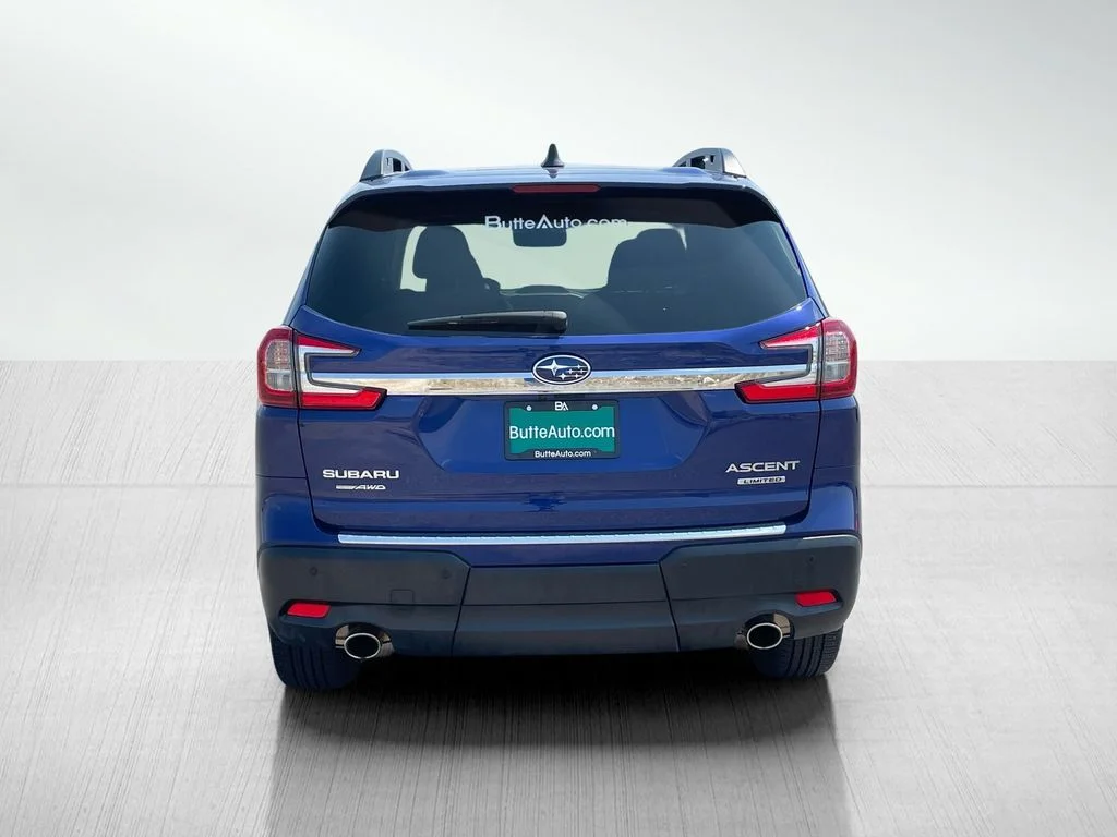 Used 2026 Sapphire Blue Pearl Subaru Limited image 4