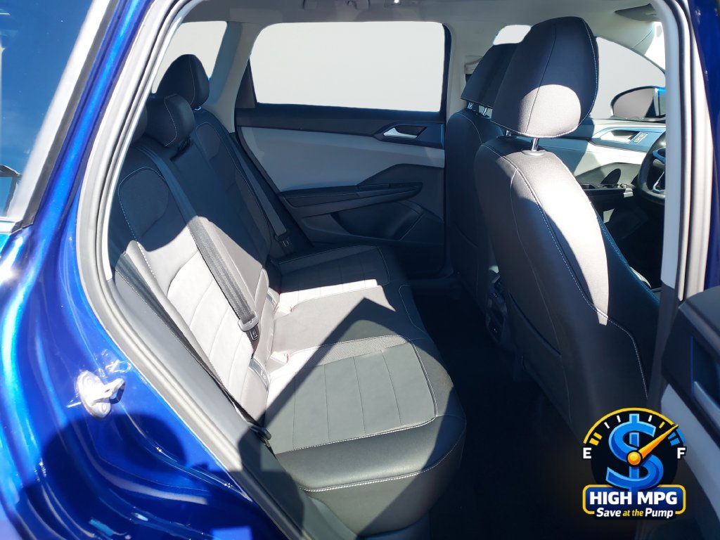 Used 2024 Blue Volkswagen 1.5T SE image 26