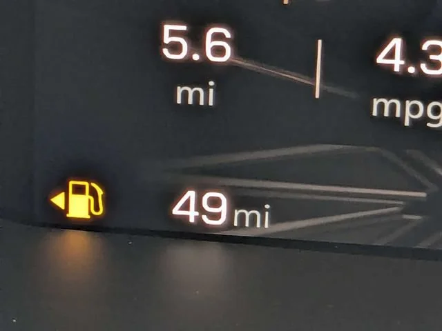 New 2026 Summit White GMC Elevation image 29