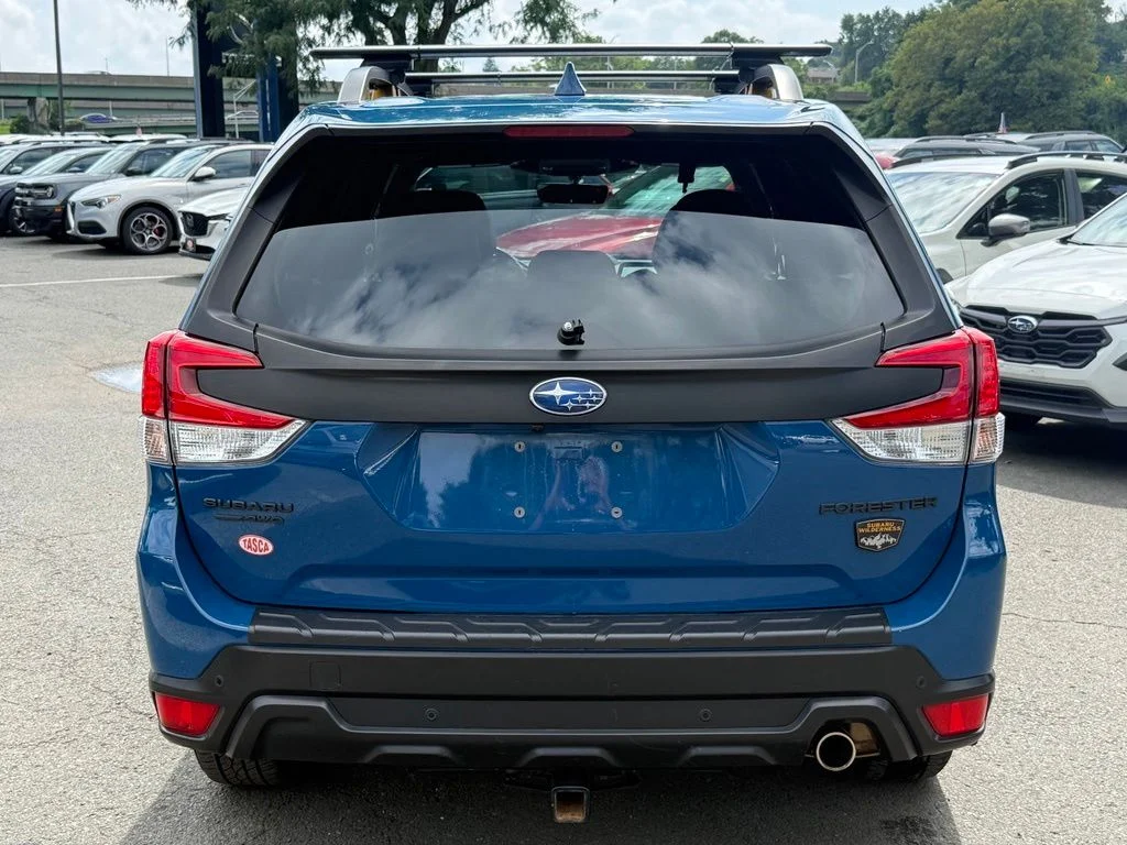 Used 2023 Geyser Blue Subaru Wilderness image 9