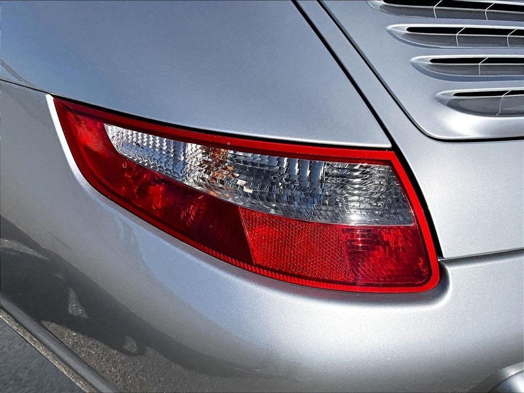 Used 2007 Silver Porsche Carrera 4S image 21