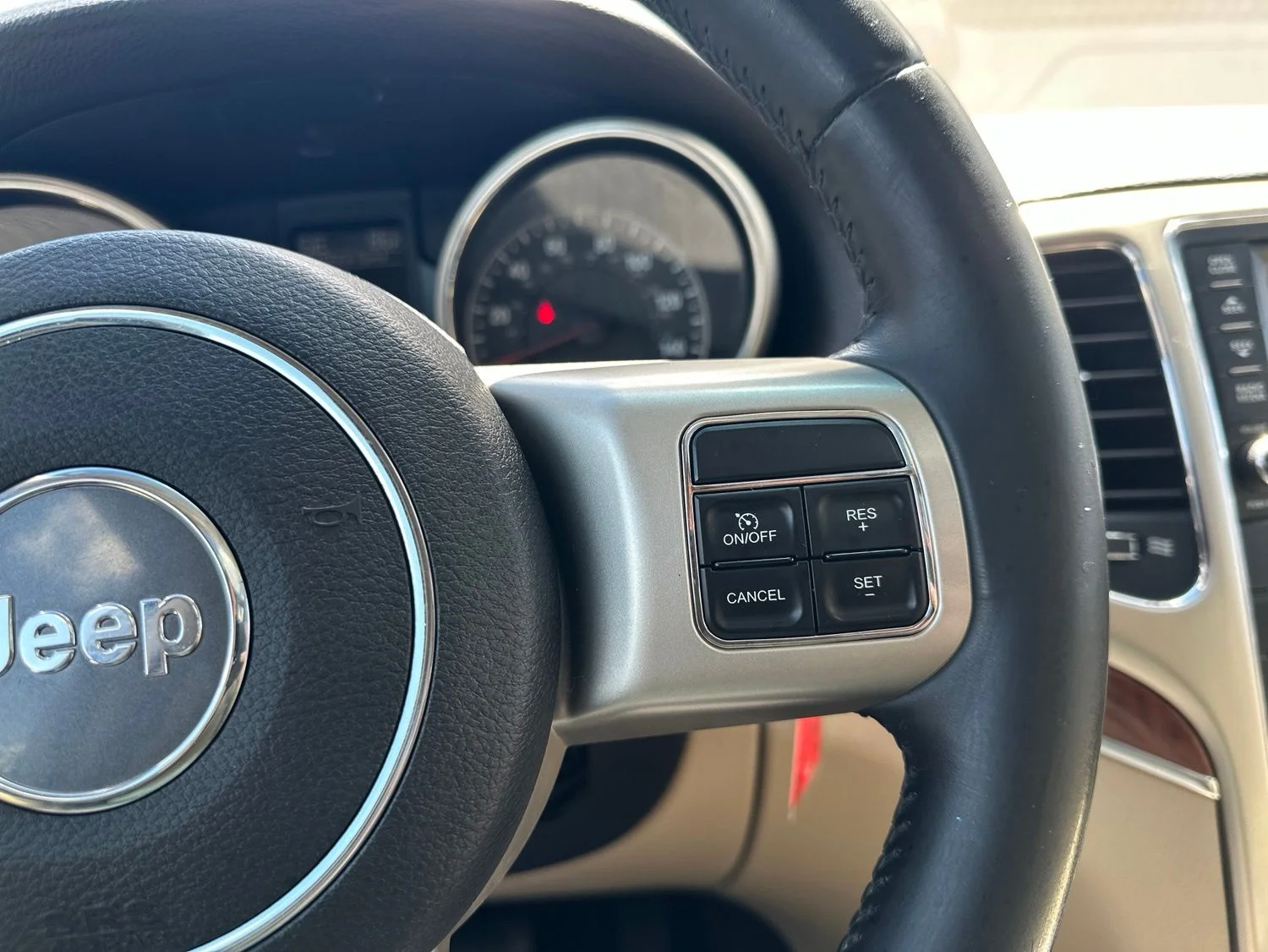 Used 2011 Black Jeep Limited image 44
