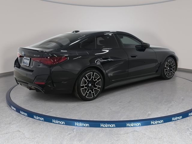 Used 2025 Black Sapphire Metallic BMW xDrive40 image 6