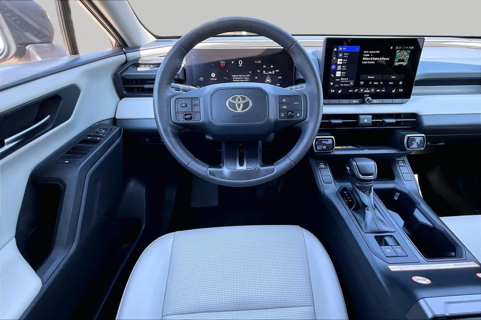 Used 2026 Ruby Flare Pearl Toyota XLE Premium image 6