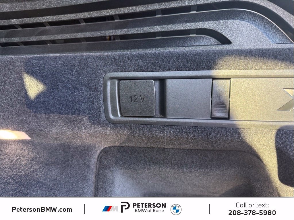 Used 2024 Gray BMW M60i image 12