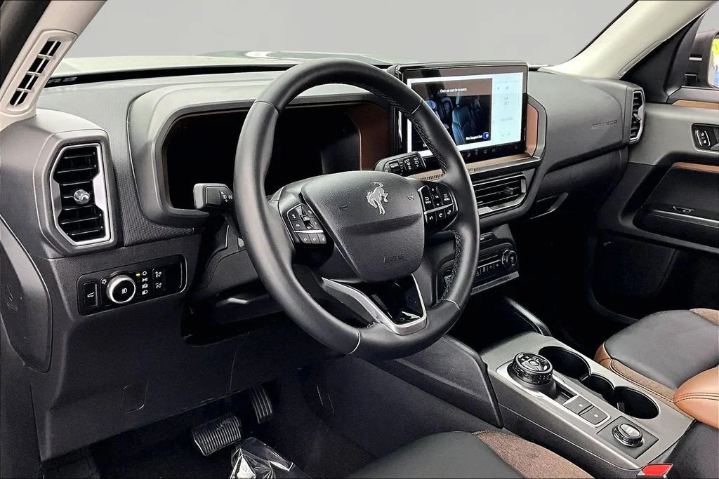 Certified Used 2025 Gray Metallic Ford Outer Banks image 14
