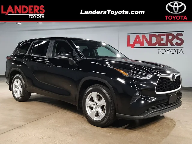 2023 Toyota Highlander LE