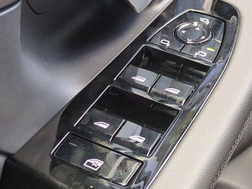 New 2027 Black Sapphire Metallic BMW 530i image 24