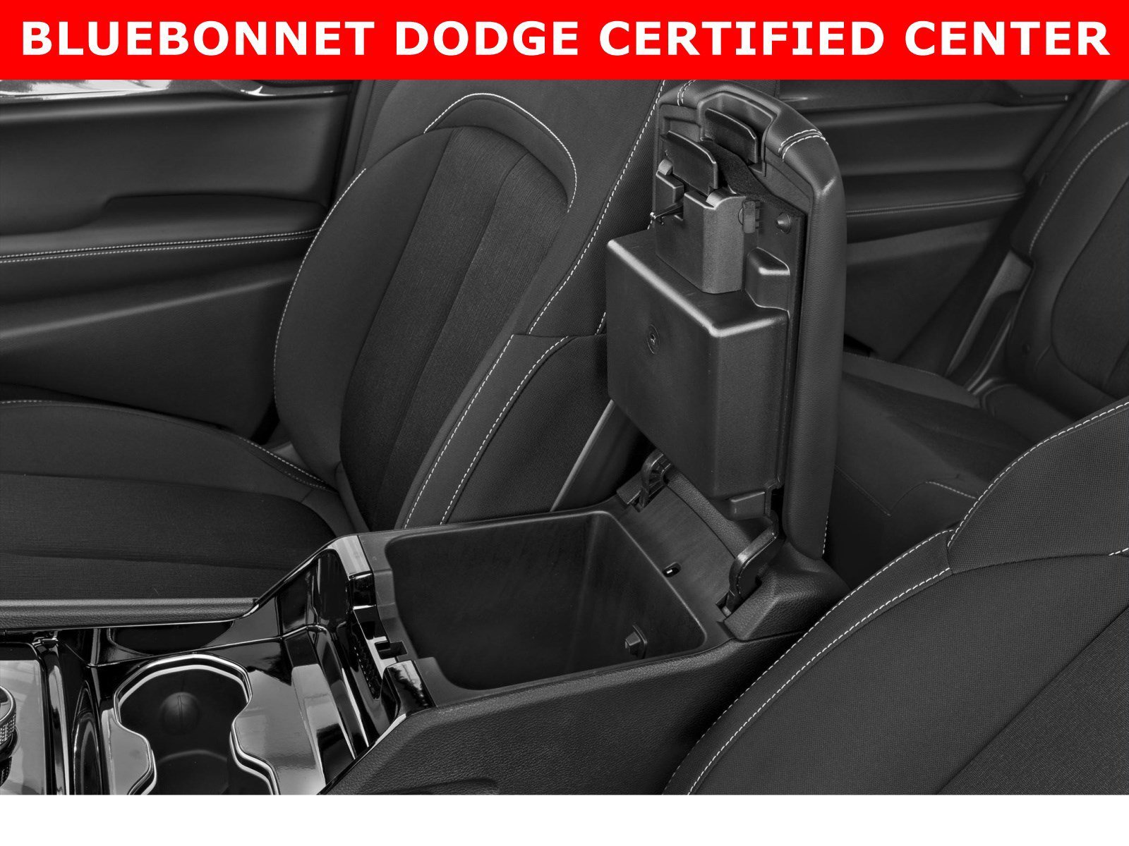Used 2024 Velvet Red Pearlcoat Jeep Altitude image 9