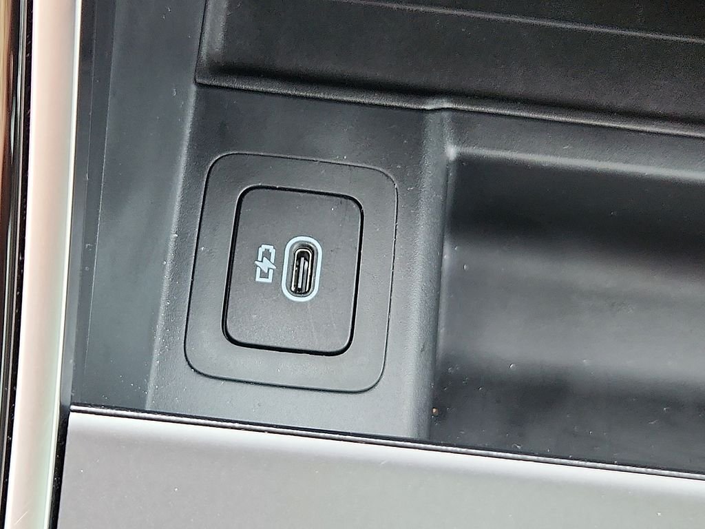 2026 Land Rover Range Rover Velar S - Photo 25