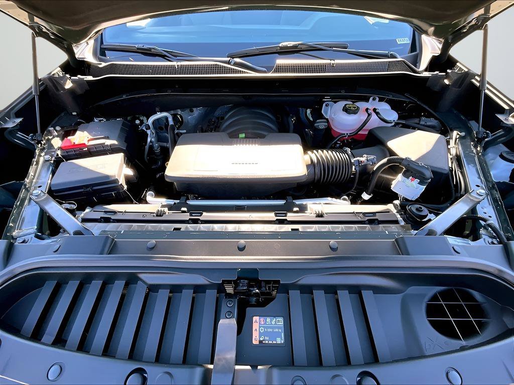 2025 Chevrolet Silverado 1500 LT - Photo 7