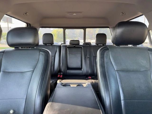 Used 2017 Magnetic Metallic Ford Lariat image 31