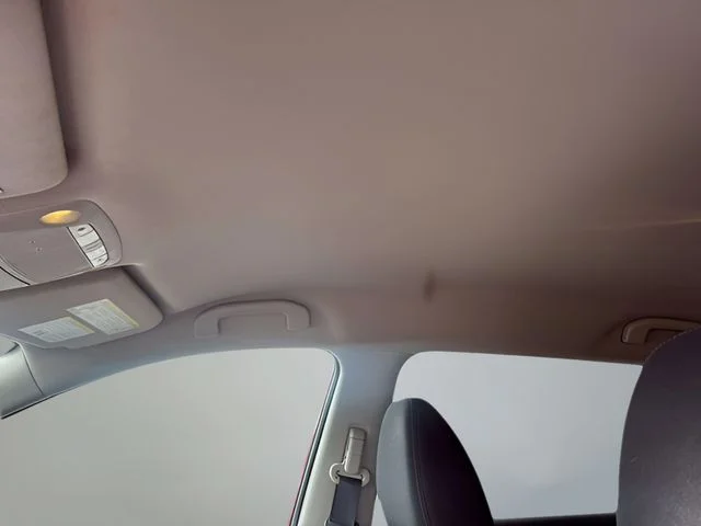 Used 2018 Red Nissan SV image 19
