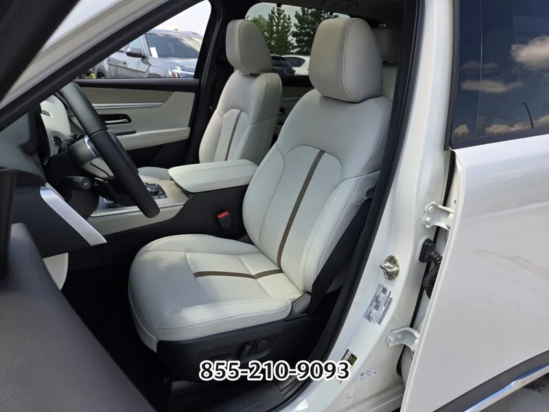 New 2026 Rhodium White Premium Mazda 3.3 Turbo Premium Plus AWD image 6