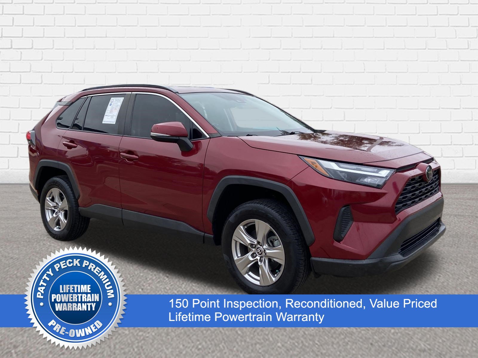 Used 2022 Ruby Flare Pearl Toyota XLE image 1