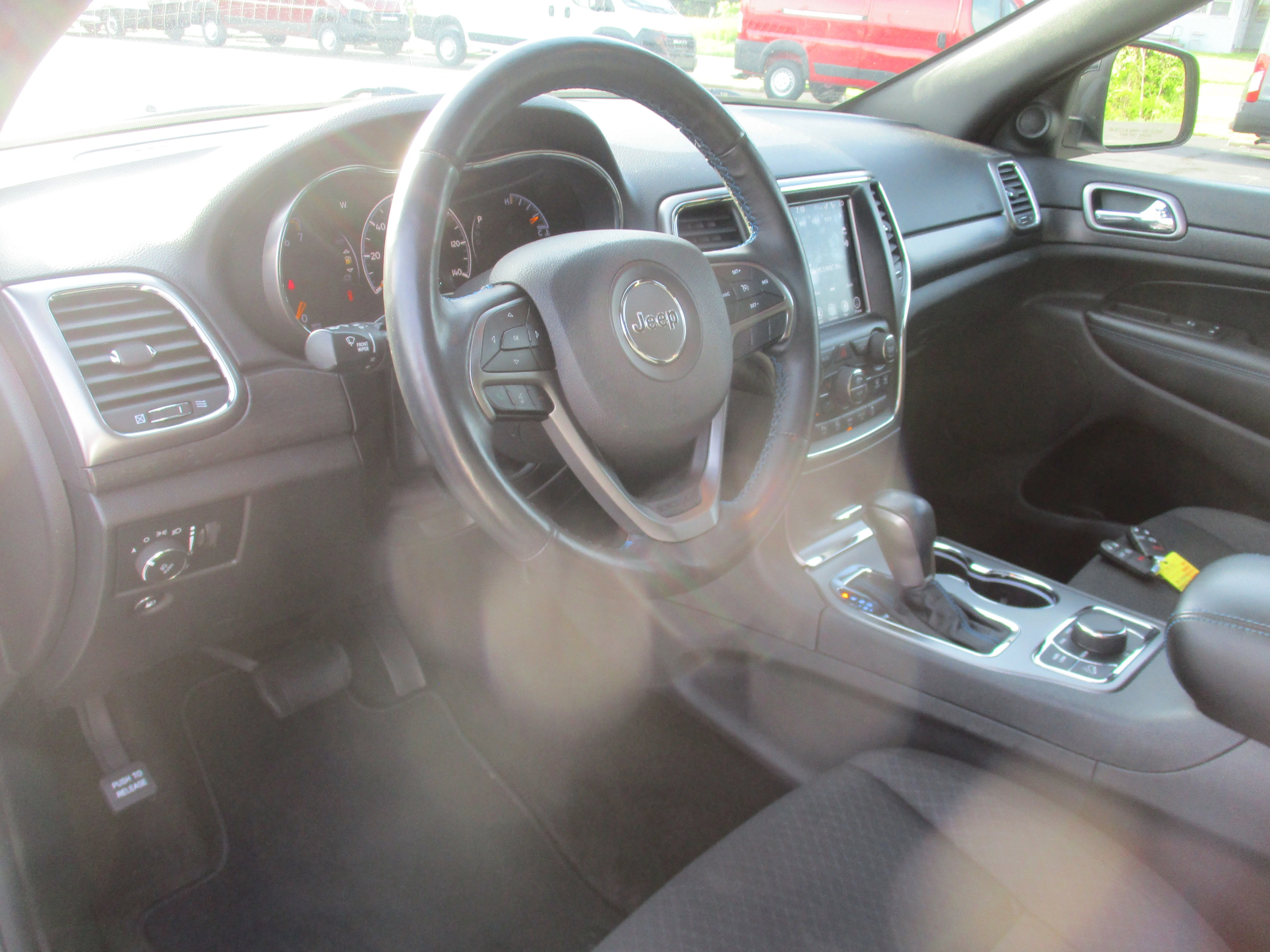 Used 2018 Bright White Clearcoat Jeep Upland image 30